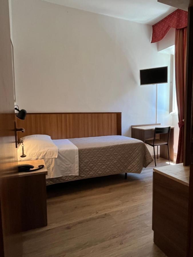 Hotel Umbria Перуджа Экстерьер фото