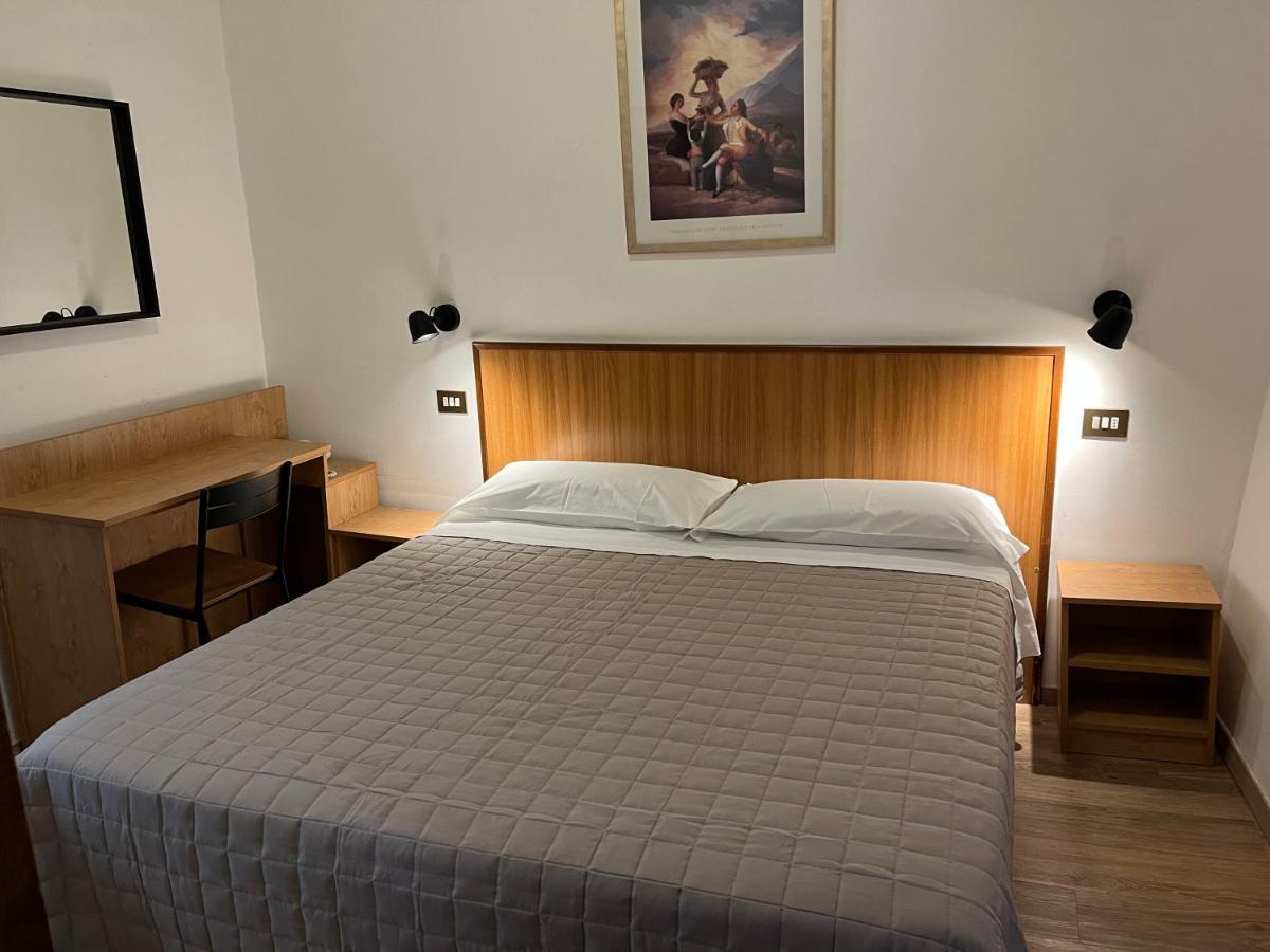 Hotel Umbria Перуджа Экстерьер фото